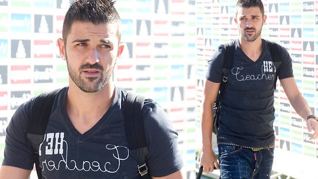 David Villa để râu trông đầy nam tính.